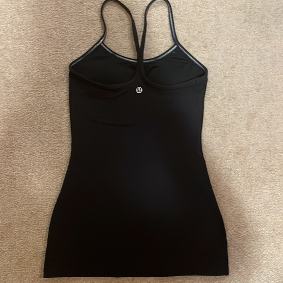 Lululemon tank size 2 - Picture 2 of 5
